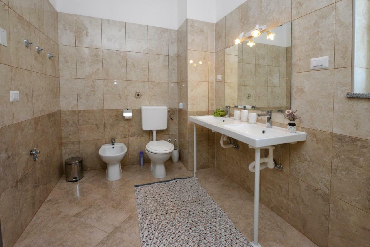 Villa Kontesici 14 Zelena Laguna المظهر الخارجي الصورة