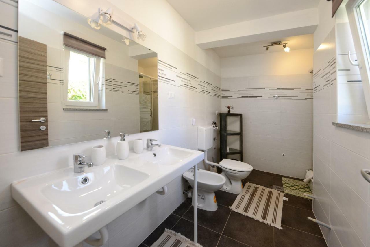 Villa Kontesici 14 Zelena Laguna المظهر الخارجي الصورة