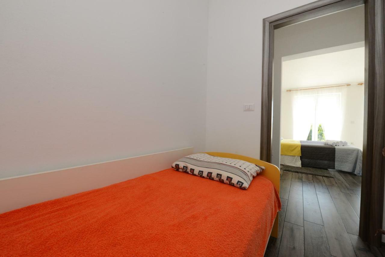 Villa Kontesici 14 Zelena Laguna المظهر الخارجي الصورة